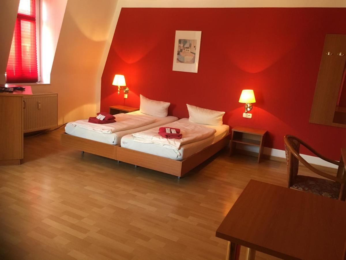 Ryde & Hyde Budget Hotel Dresden Exterior foto